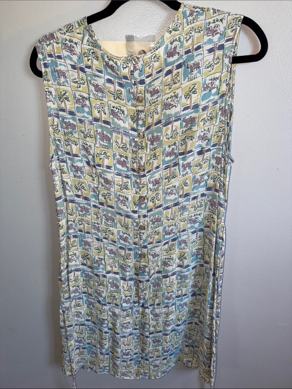 Sleeveless Vintage-Inspired Animal Print Tunic Dress in Pastel Yellow & Blue - Picture 3 of 4